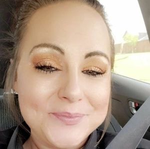 Meet your Posher, Whitney